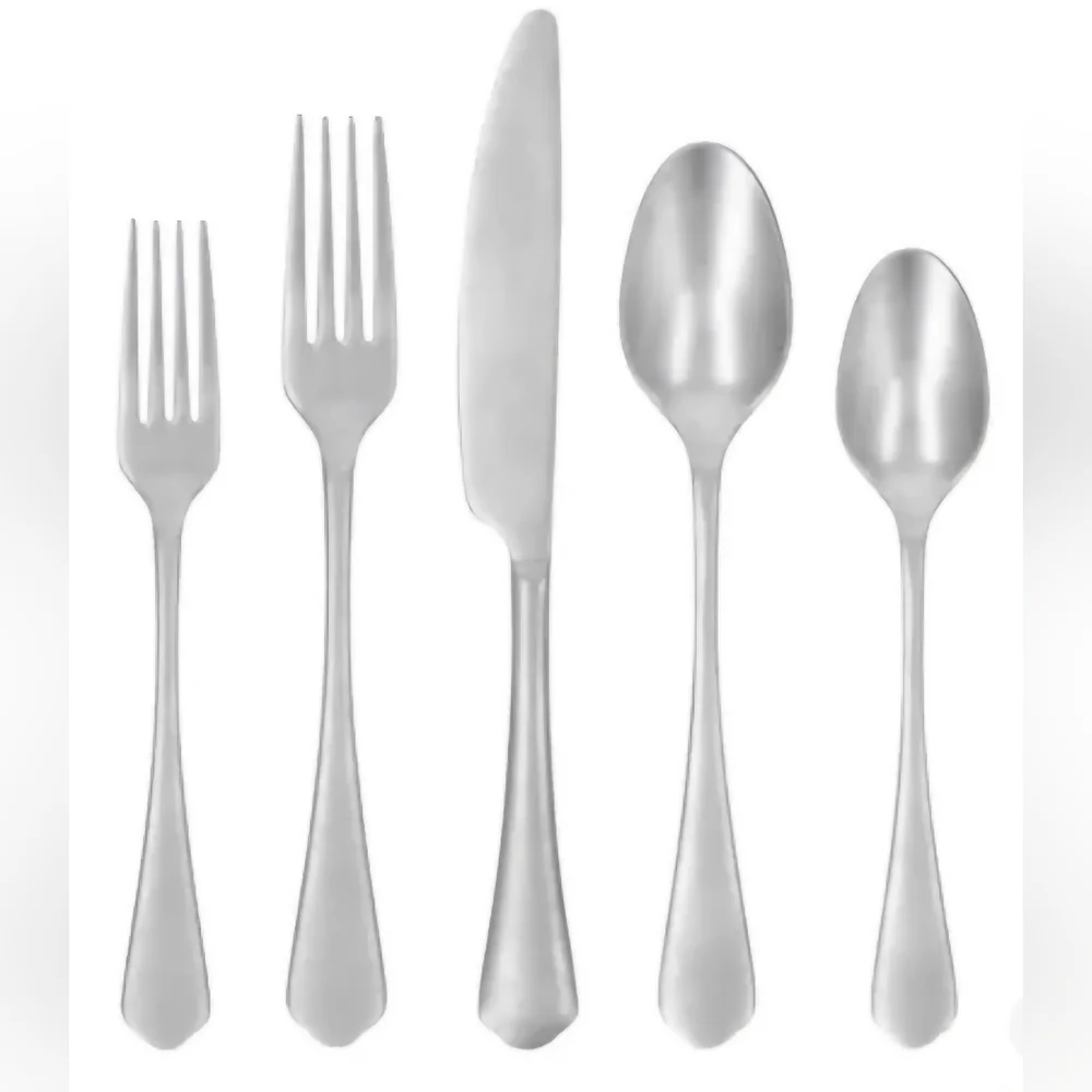 Fortessa Ellsie Flatware, 20-Piece Set, Retail $120.00 USD,Color Polished Silver